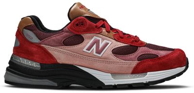New Balance - Joe Freshgoods x Don&#39;t Be Mad x 992 &#39;Anatomy of a Heart&#39;