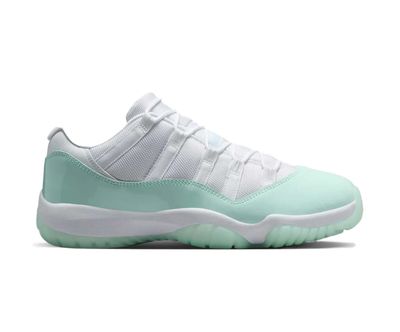 Air Jordan 11 Low WMNS &quot;Igloo&quot;