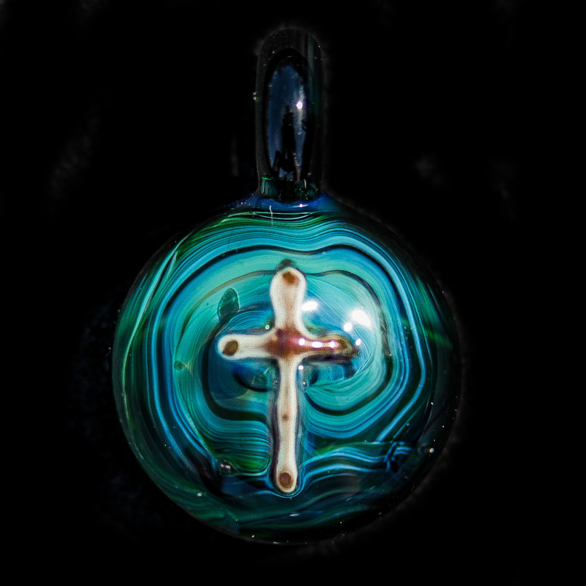 Exotic Swirl Cross