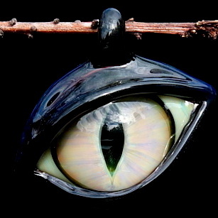 Golden Pearl Dragon Eye