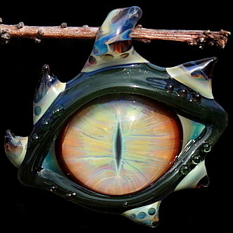 Goldwing Horned Dragon Eye