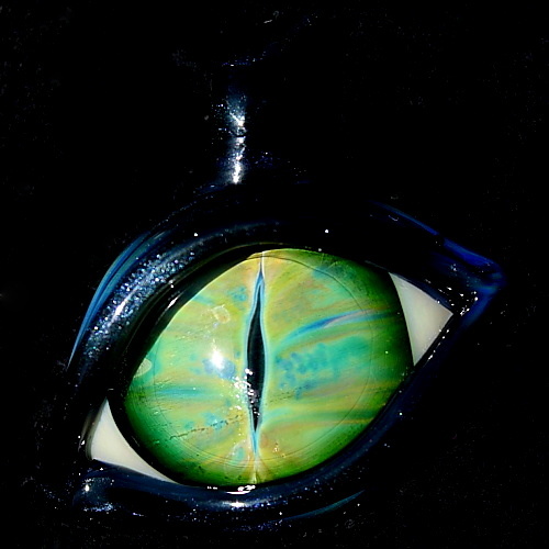 Gorgeous Green Cat Eye Pendant