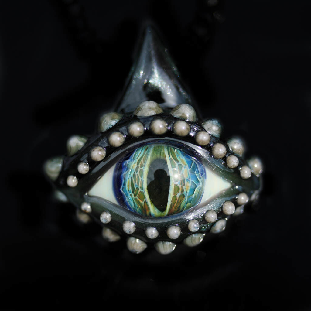 Small Dragon Eye