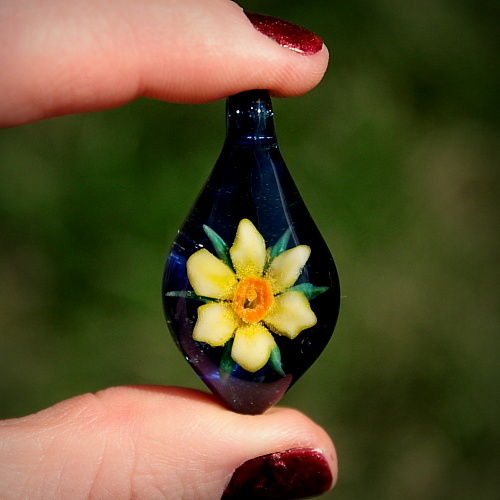 Daffodil Over Dark Sparkly Blue