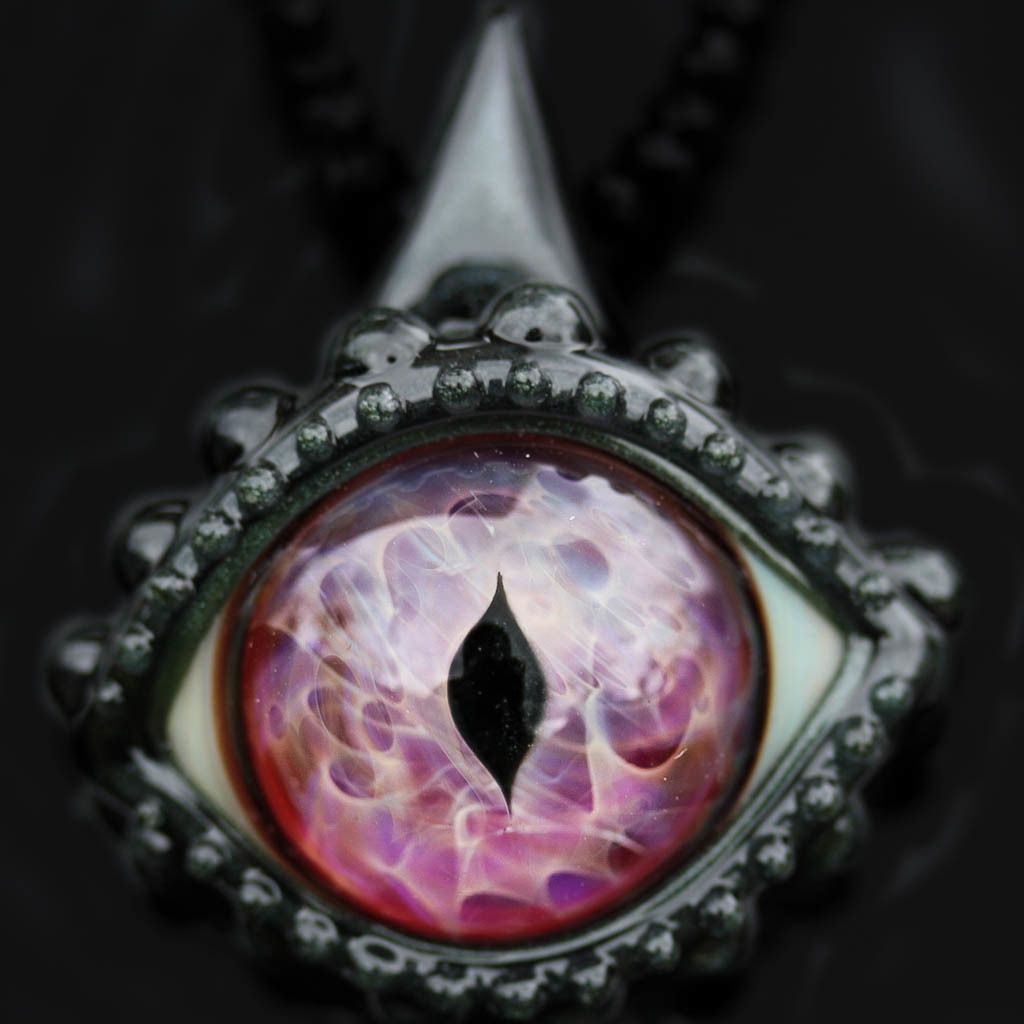 Smokey Blaze Dragon Eye