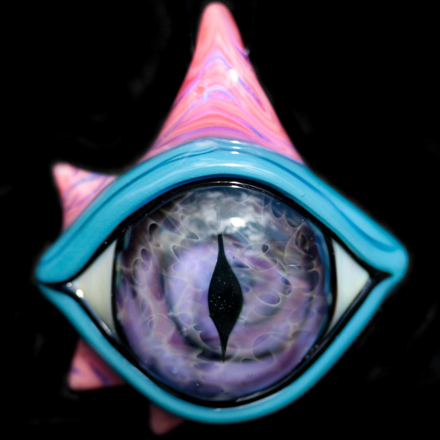 Smokin&#39; Sparkle Dragon Eye!