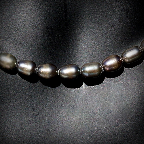 Dark Green Pearls