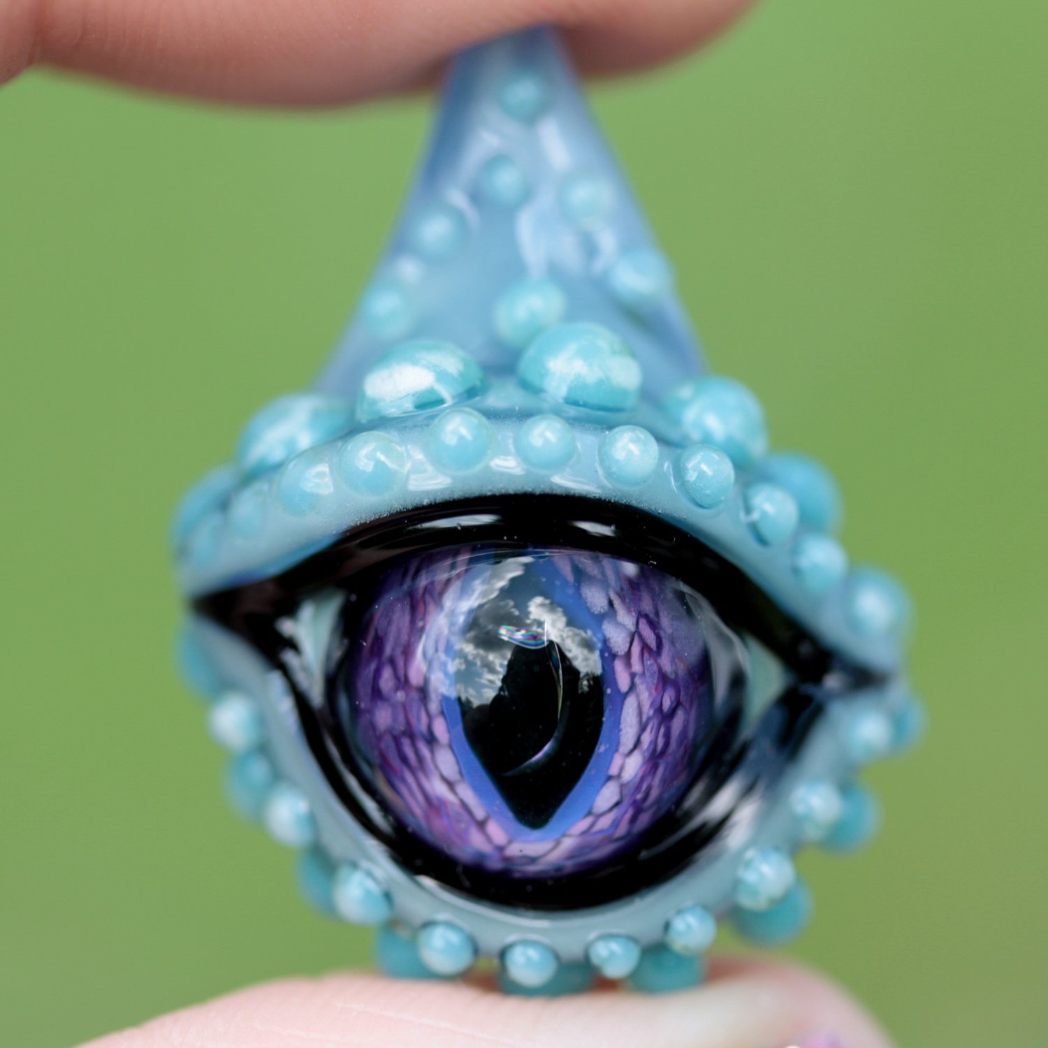 Cracked Iris Beauty