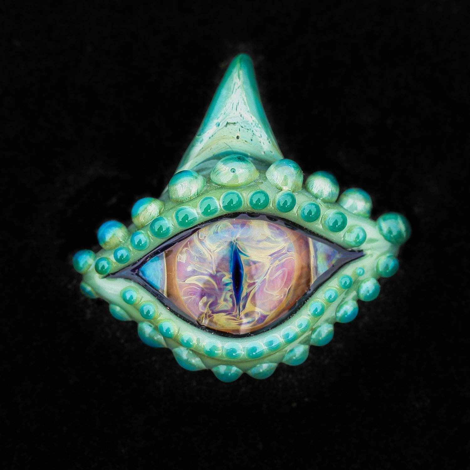 Pale Dragon Eye