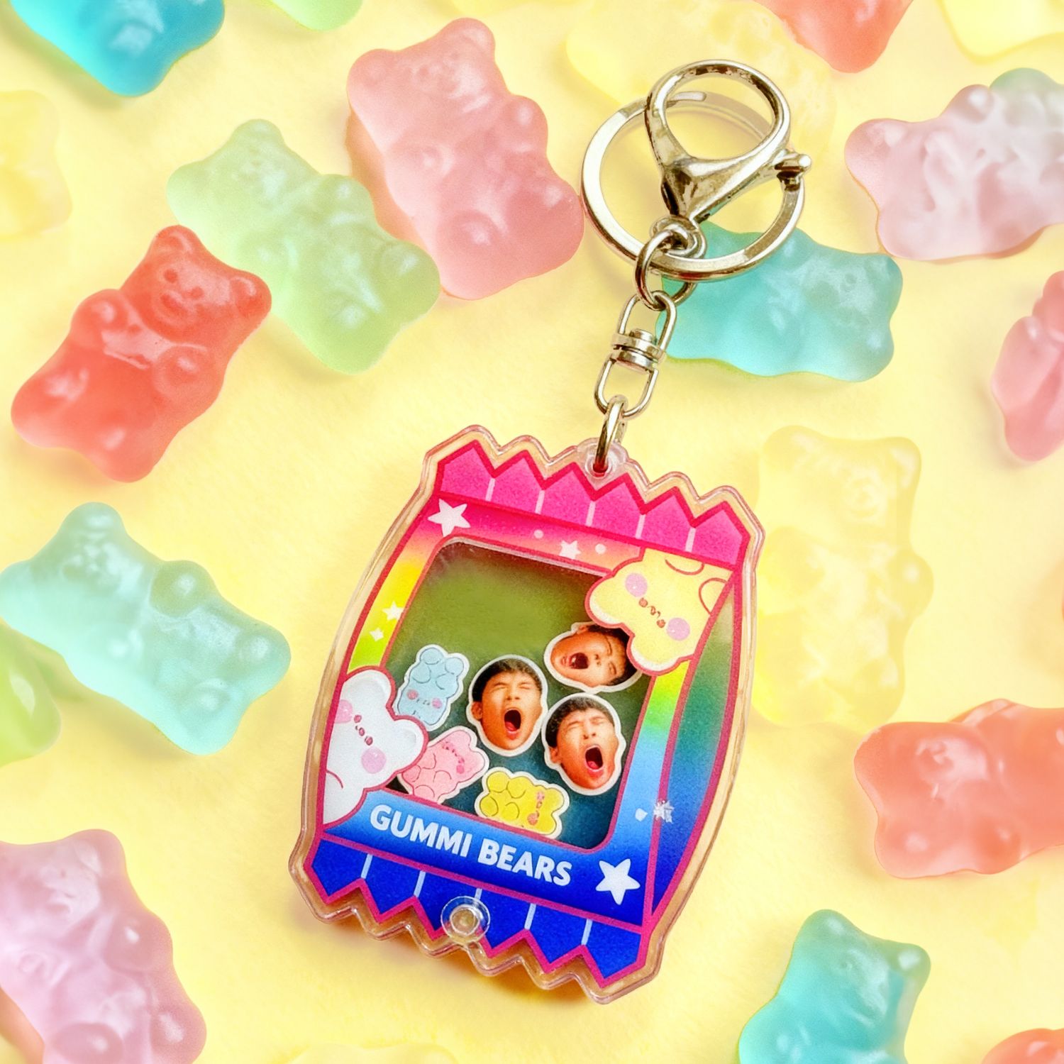 GUMMI BEARS SHAKER KEYCHAIN