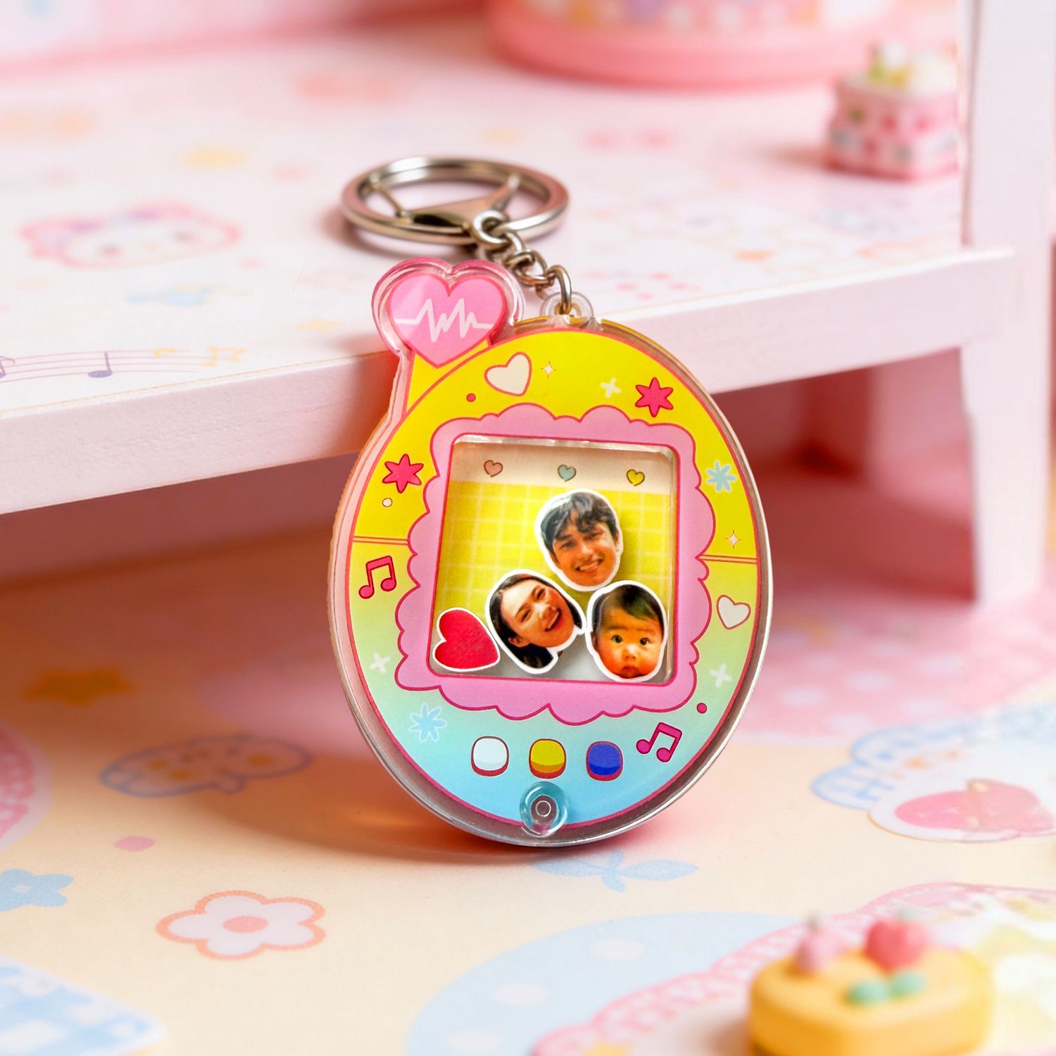 TAMAGOTCHI SHAKER KEYCHAIN