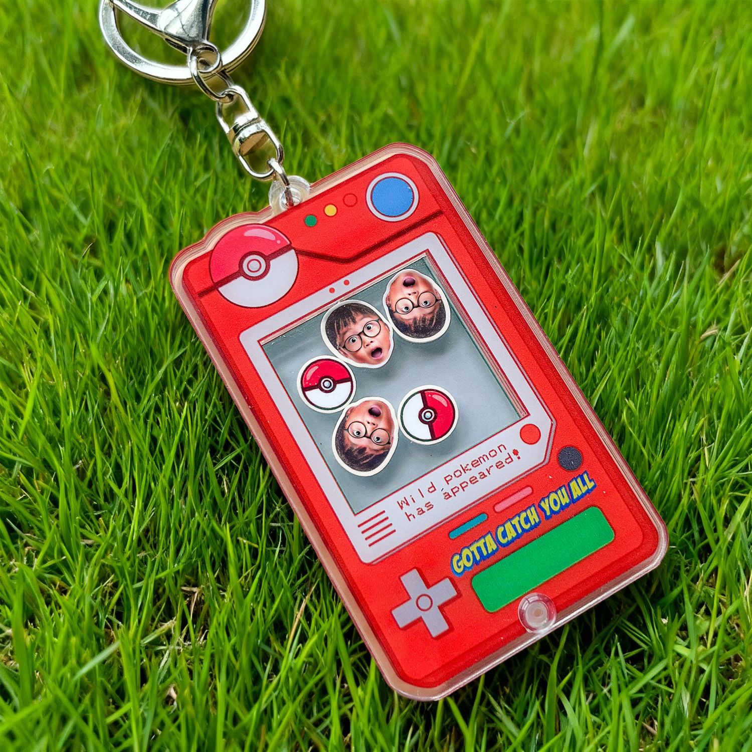POKEDEX SHAKER KEYCHAIN