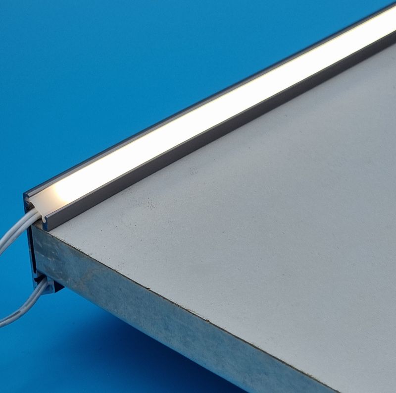 45° Double Angled Shelf Light