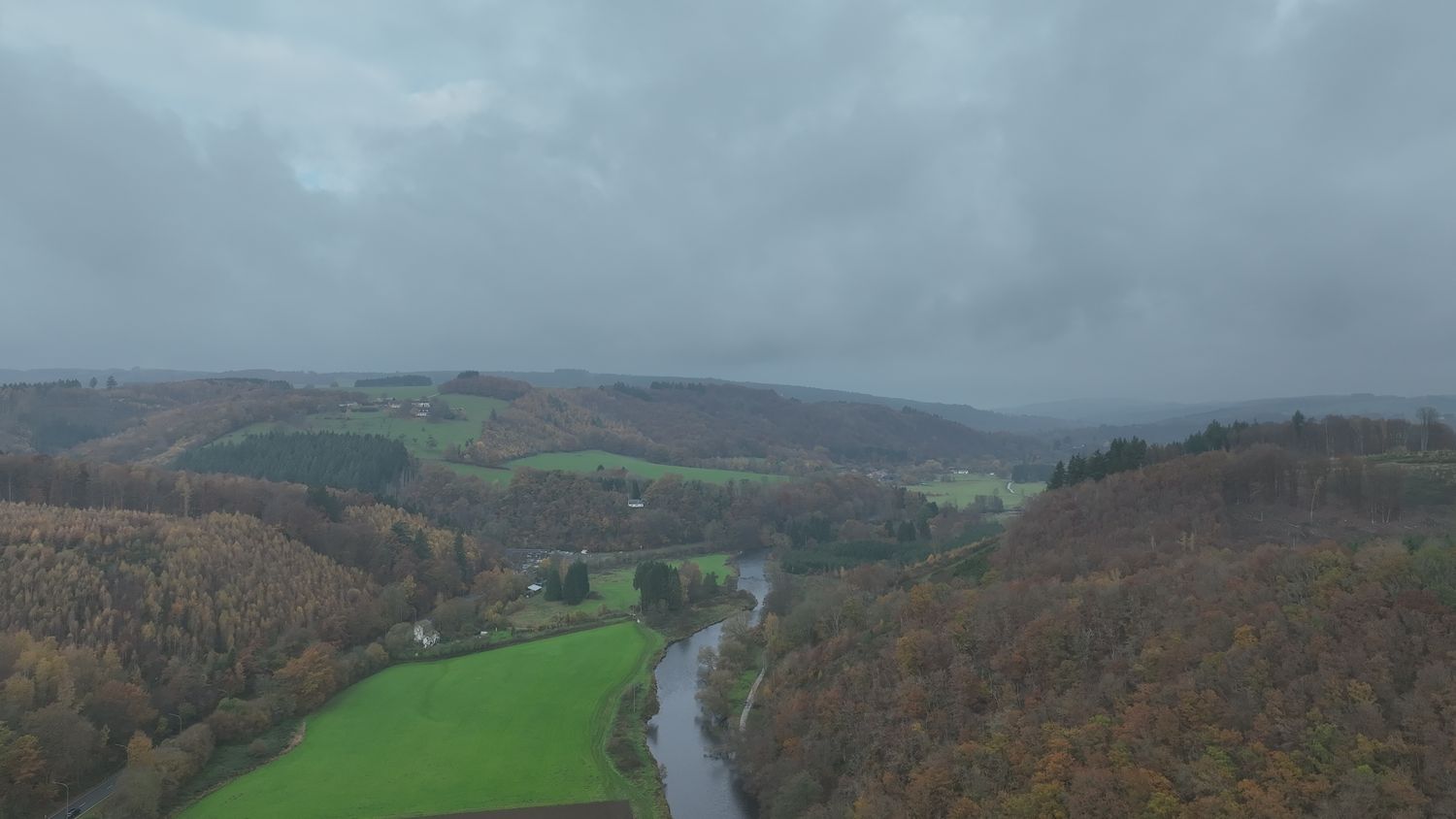 Luchtbeelden op Hoog Niveau Drone video
