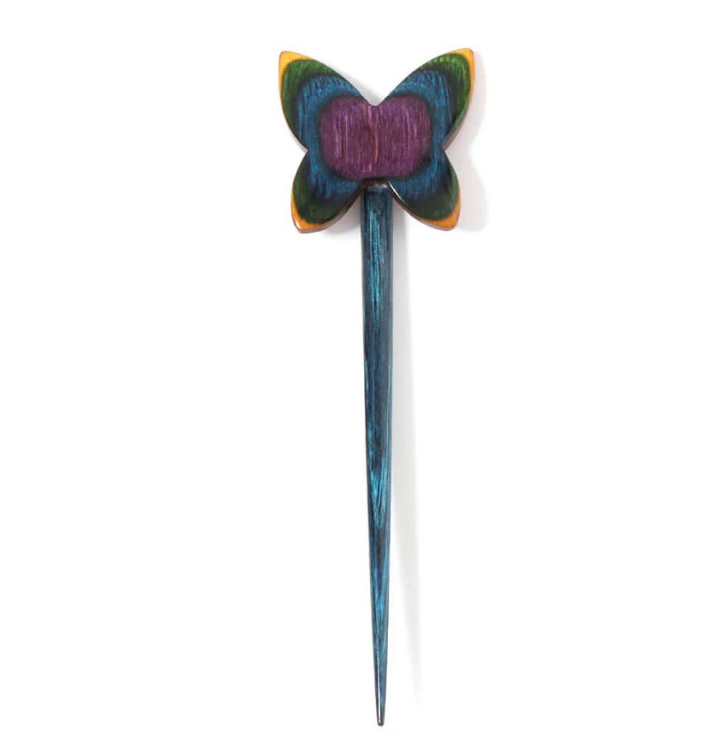 FLORA SHAWL PIN BUTTERLY