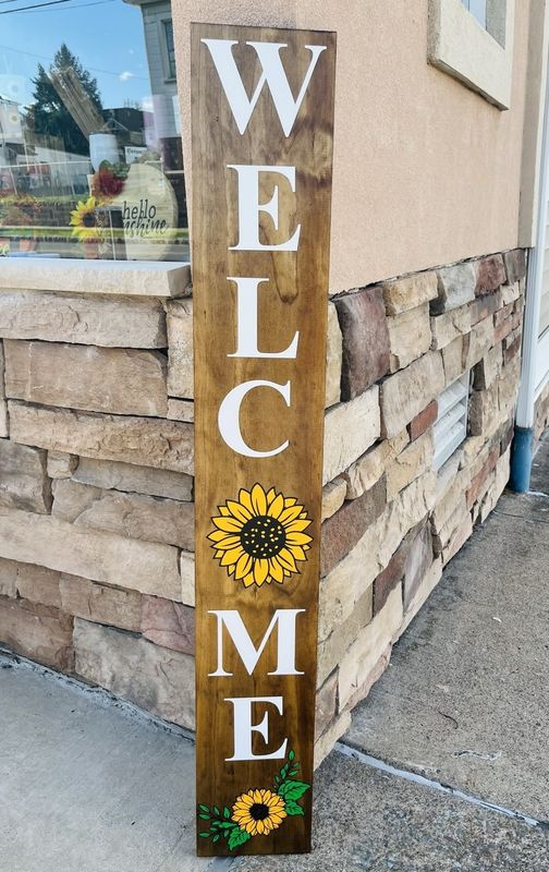 Sunflower Welcome Porch Leaner