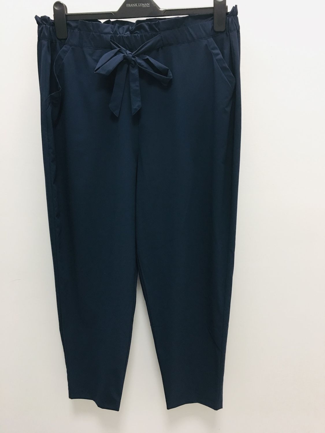Frank Lyman Pant 192140