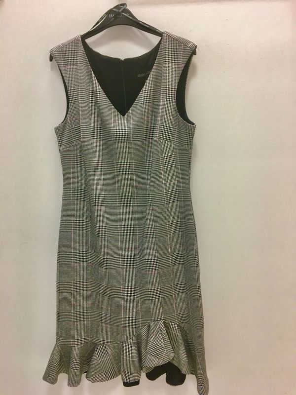 194465 Black/white/pink checkered woven dress
