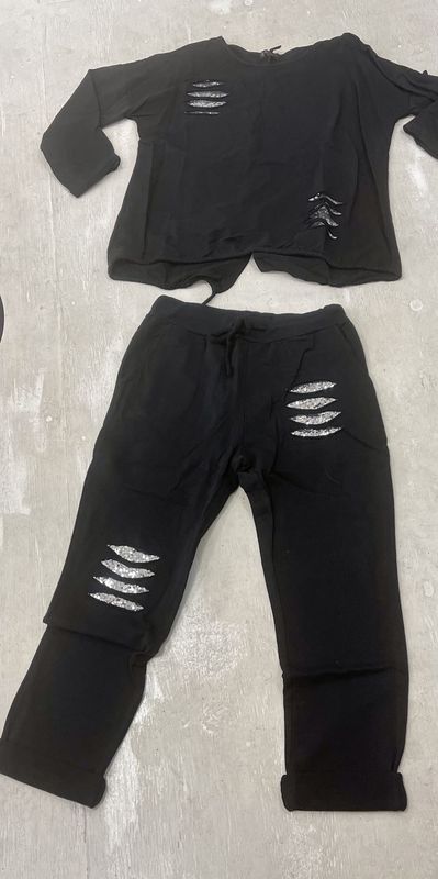 PANT8226