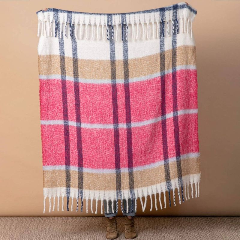 PINK TAN Cuddle Throw