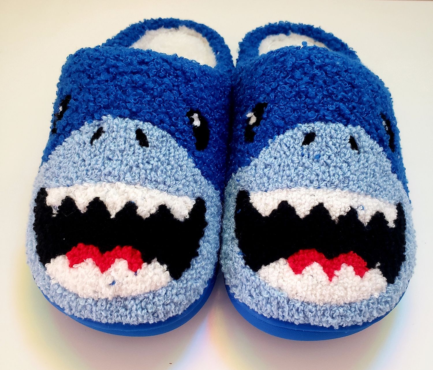 Indoor/Outdoor Slippers, Shark, Big Kid sizes 1-3