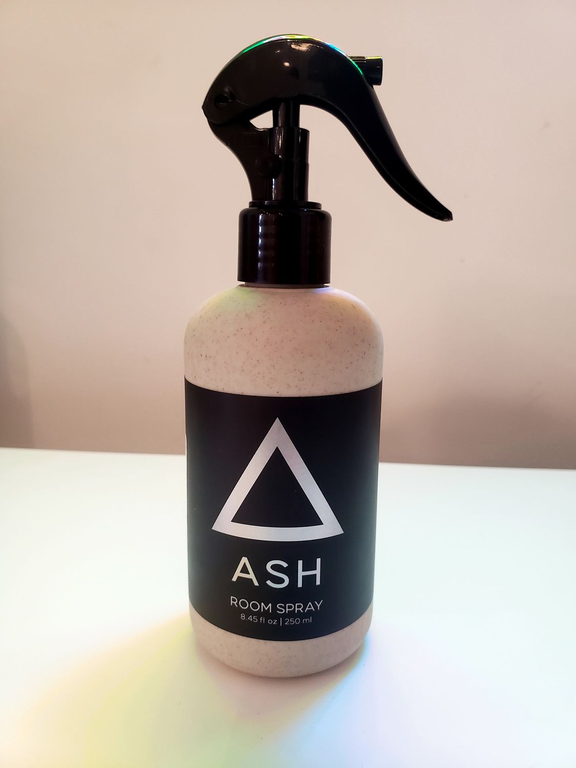 Hallo Icelandic Volcanic Ash Room Spray