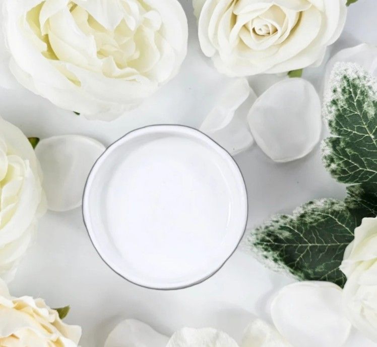 Paint Couture All in One Mineral Paint 4 oz  , Color: Simply White, Size: All in One Mineral Paint4oz