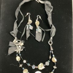 Necklace &amp; Earring Set