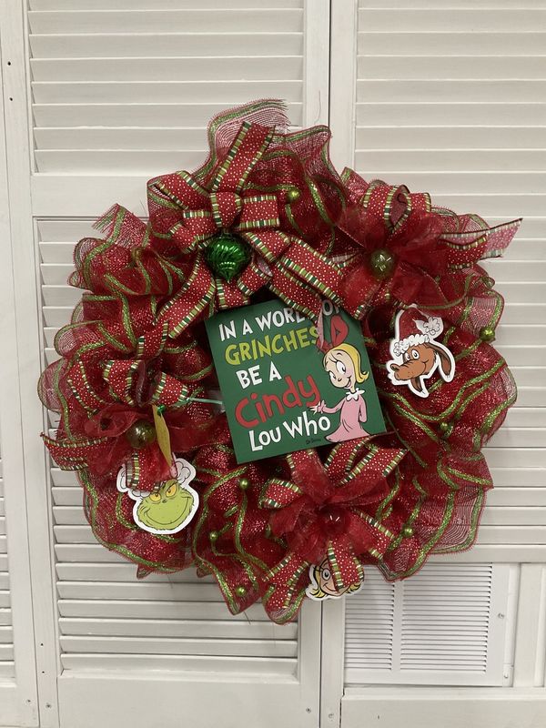 Wreath Mesh Red &quot;In A World of Grinches&quot; 25 inches