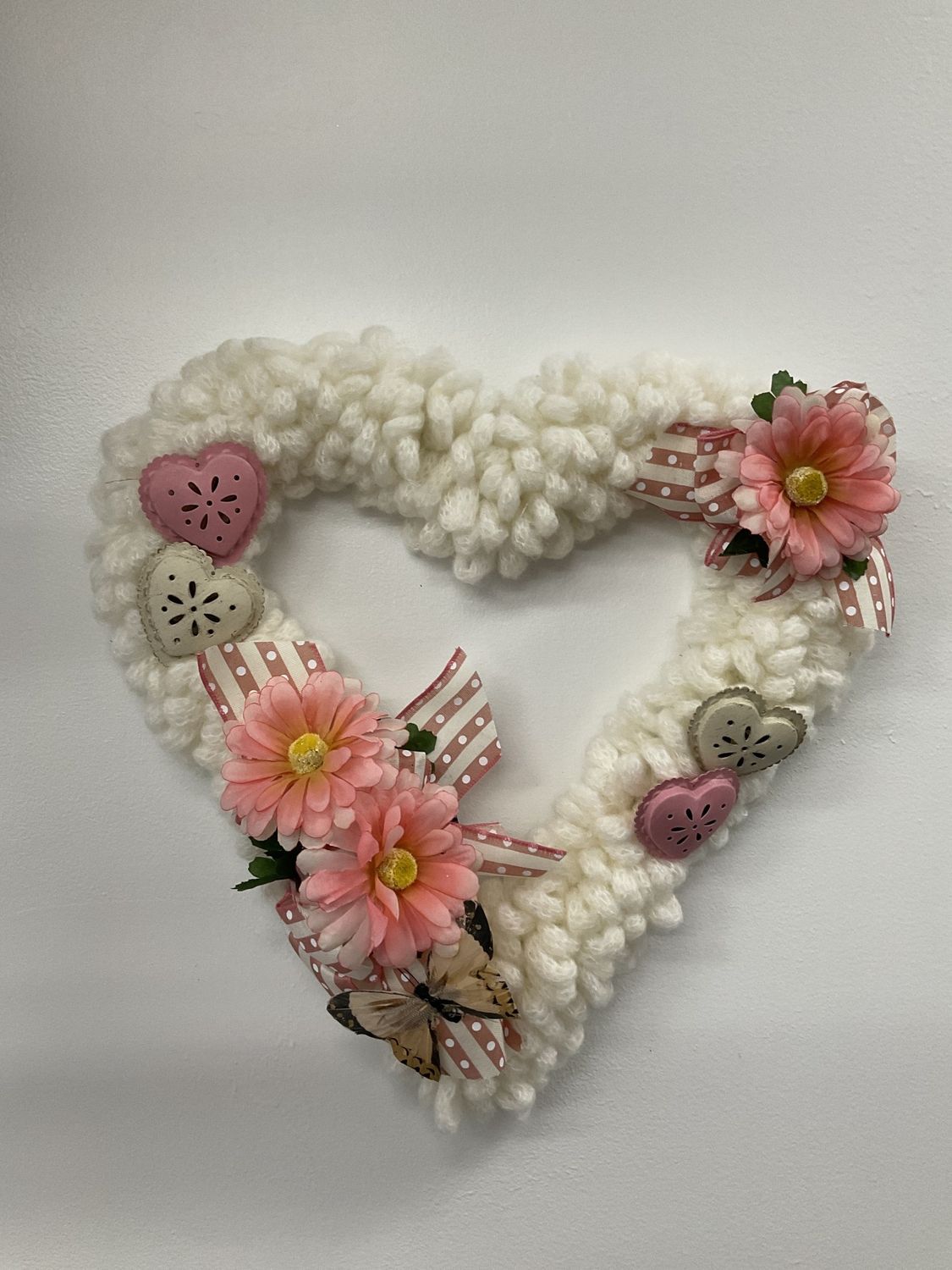 Wreath Yarn Heart Frame White with Pink Flowers, Hearts, Butterfly, Polka Dot Ribbon