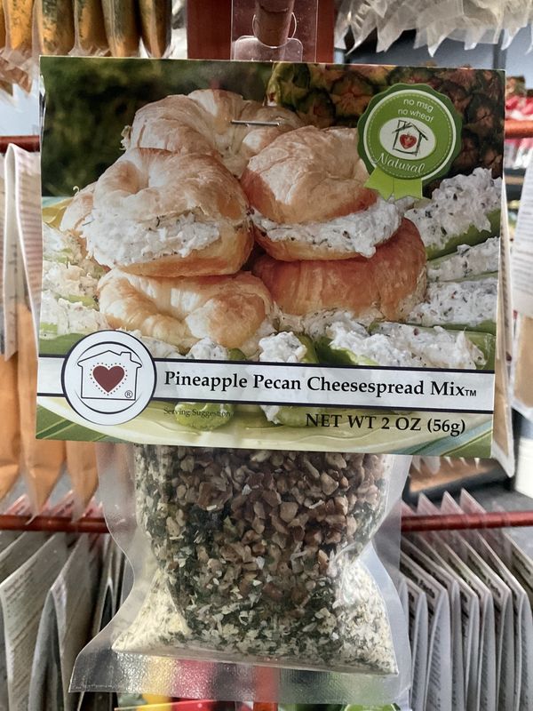Pineapple Pecan Cheesespread Mix