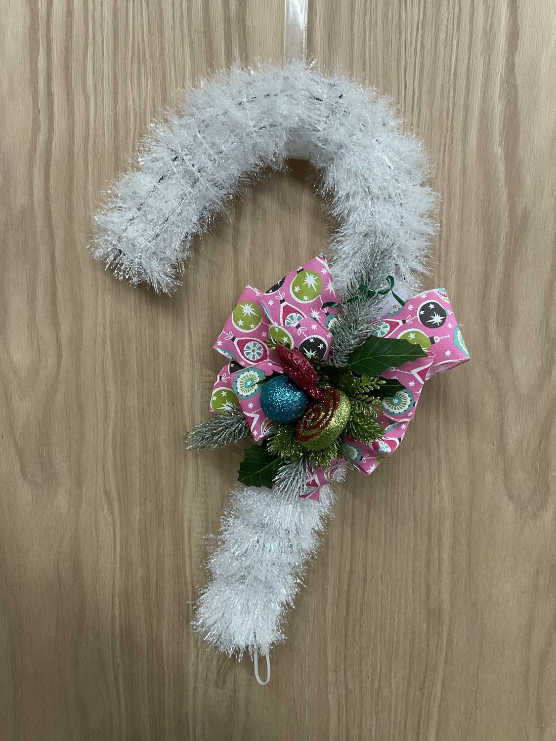 Wreath Candy Cane White with Ornaments and Pink Ornament Ribbon