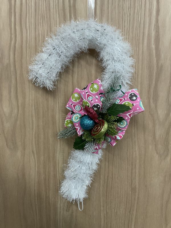 Wreath Candy Cane White with Ornaments and Pink Ornament Ribbon
