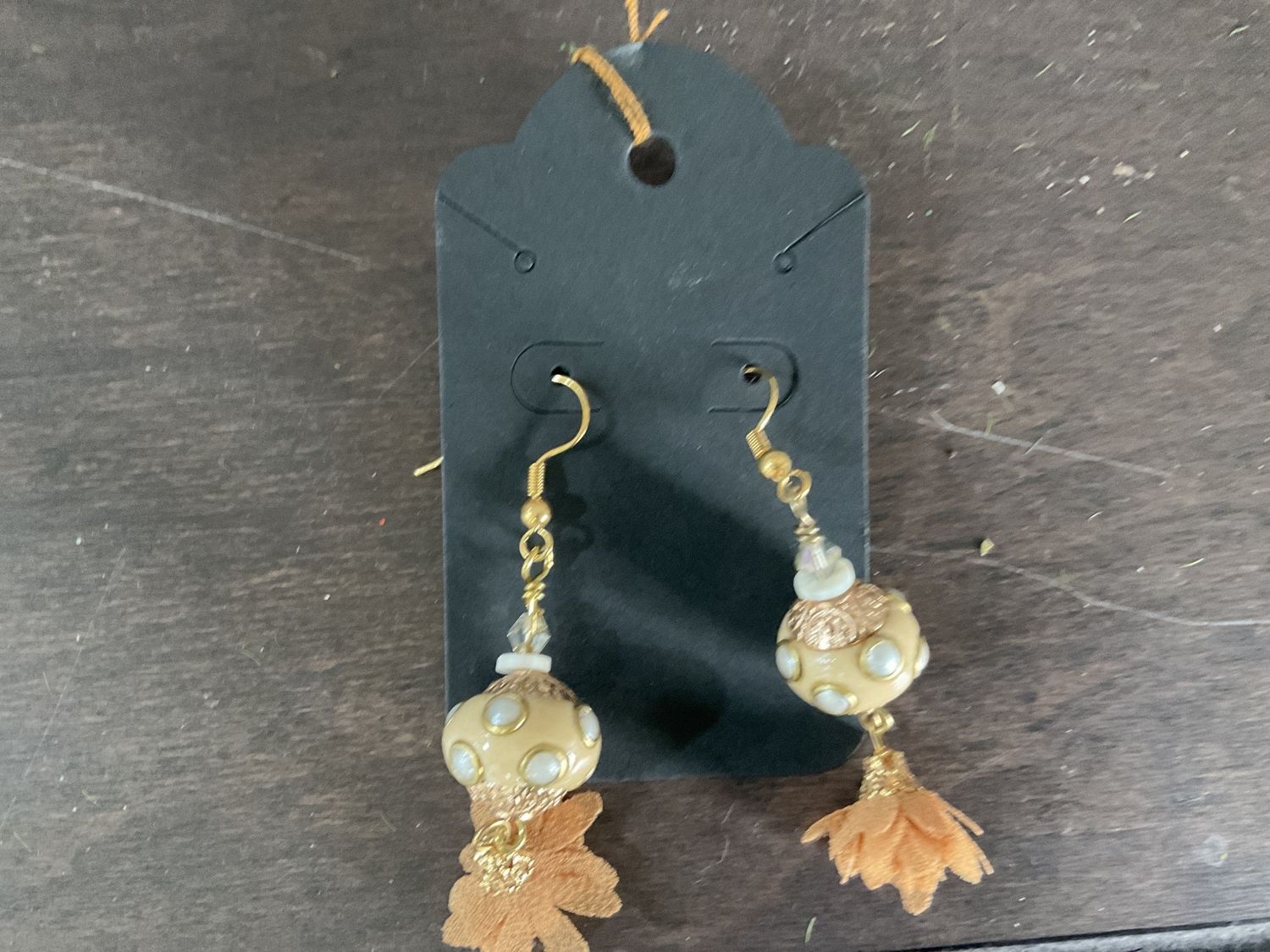 F85 Earrings Fancy Peach Flowers