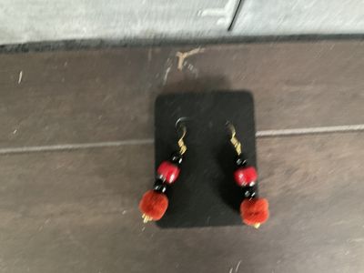OTD E175 Earrings Red Beads and Fuzzy Section