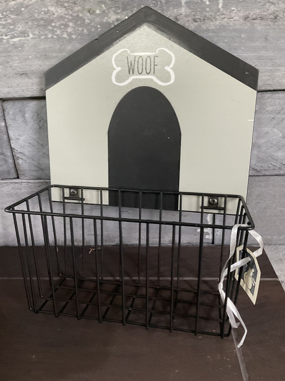 Basket with Dog House &quot;Woof&quot;