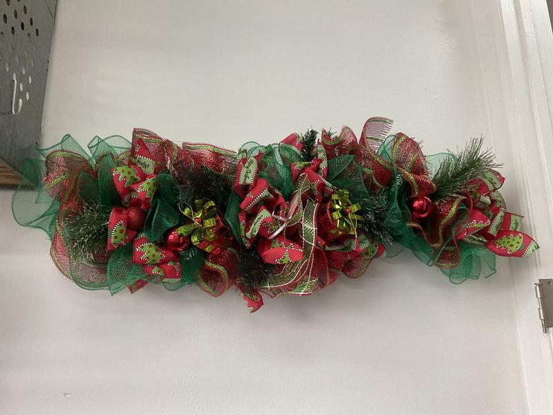 Swag Evergreen 34 in-Green and Tree/Merry Christmas