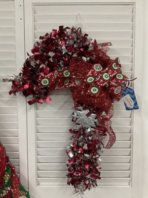 Wreath Candy Cane Red Tinsel with &quot;Let It Snow&quot; and Red Ornament Ribbon