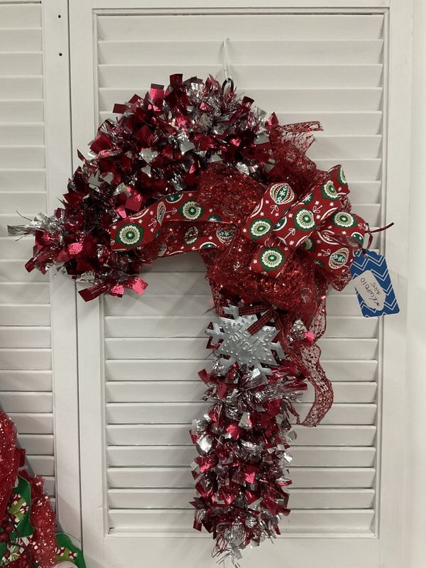 Wreath Candy Cane Red Tinsel with &quot;Let It Snow&quot; and Red Ornament Ribbon