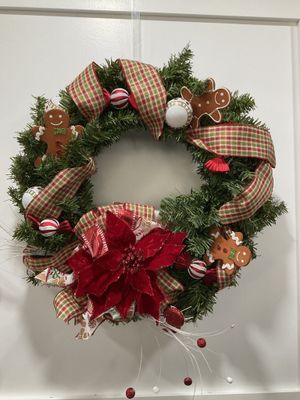 Wreath Evergreen 21 in-Red Poinsettia w/Gingerbread and Red and Green Check Ribbon