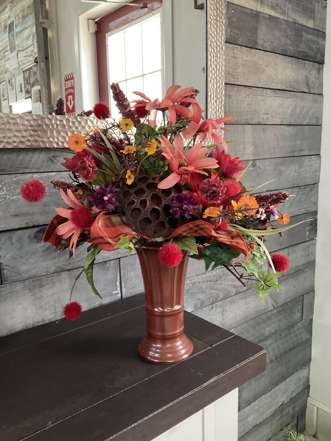 Centerpiece Burnt Red Vase w/Large Honeycomb and Bur Floral