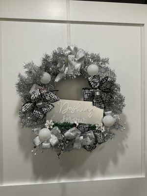 Wreath Tinsel 21 in-Silver &quot;Dashing Through the Snow&quot; w/Black Check Ribbon