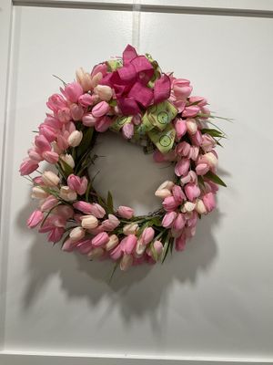 Wreath Grapevine 14 in-Pink Tulips w/Hot Pink and Green Bicycle Ribbon