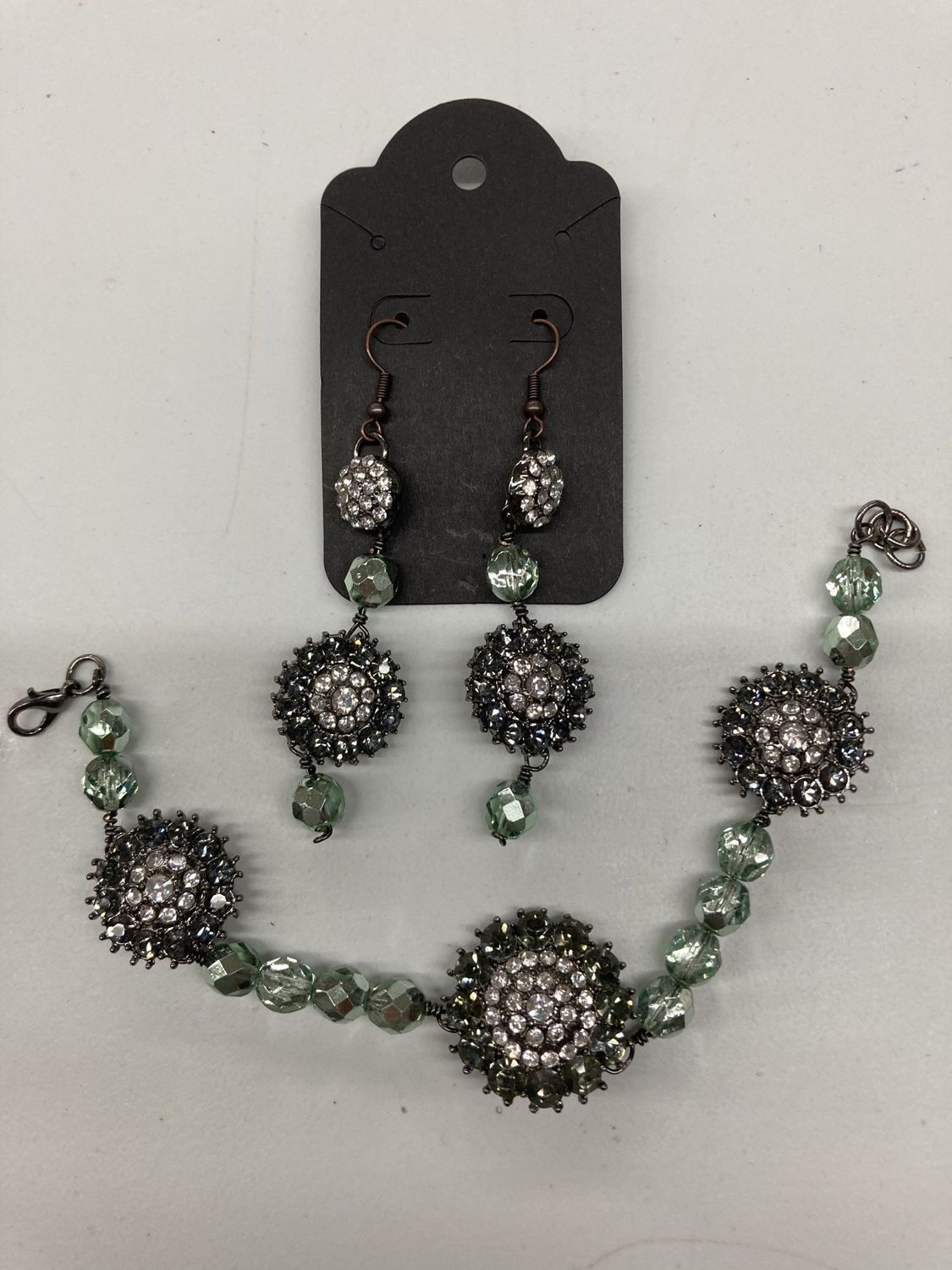 BE2 Vintage Black &amp; Silver Bracelet Earring Set