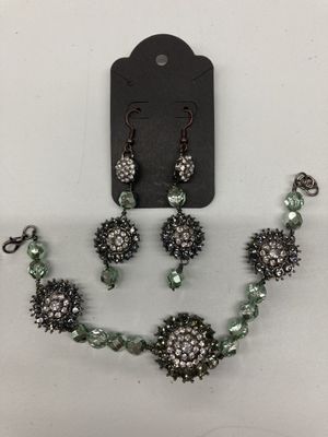BE2 Vintage Black &amp; Silver Bracelet Earring Set