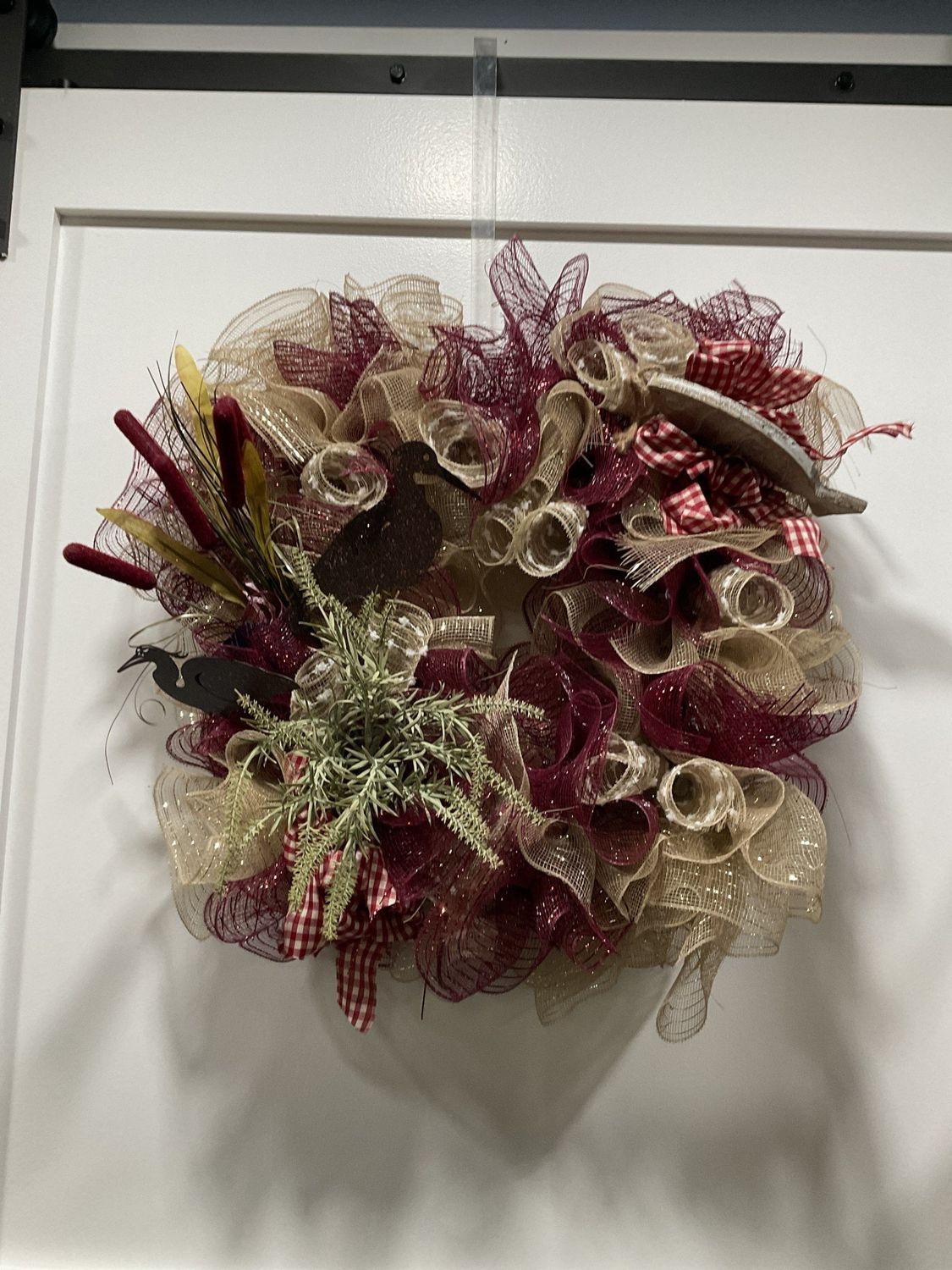 Wreath Square Mesh 20 in-Tan/Maroon Pussywillows