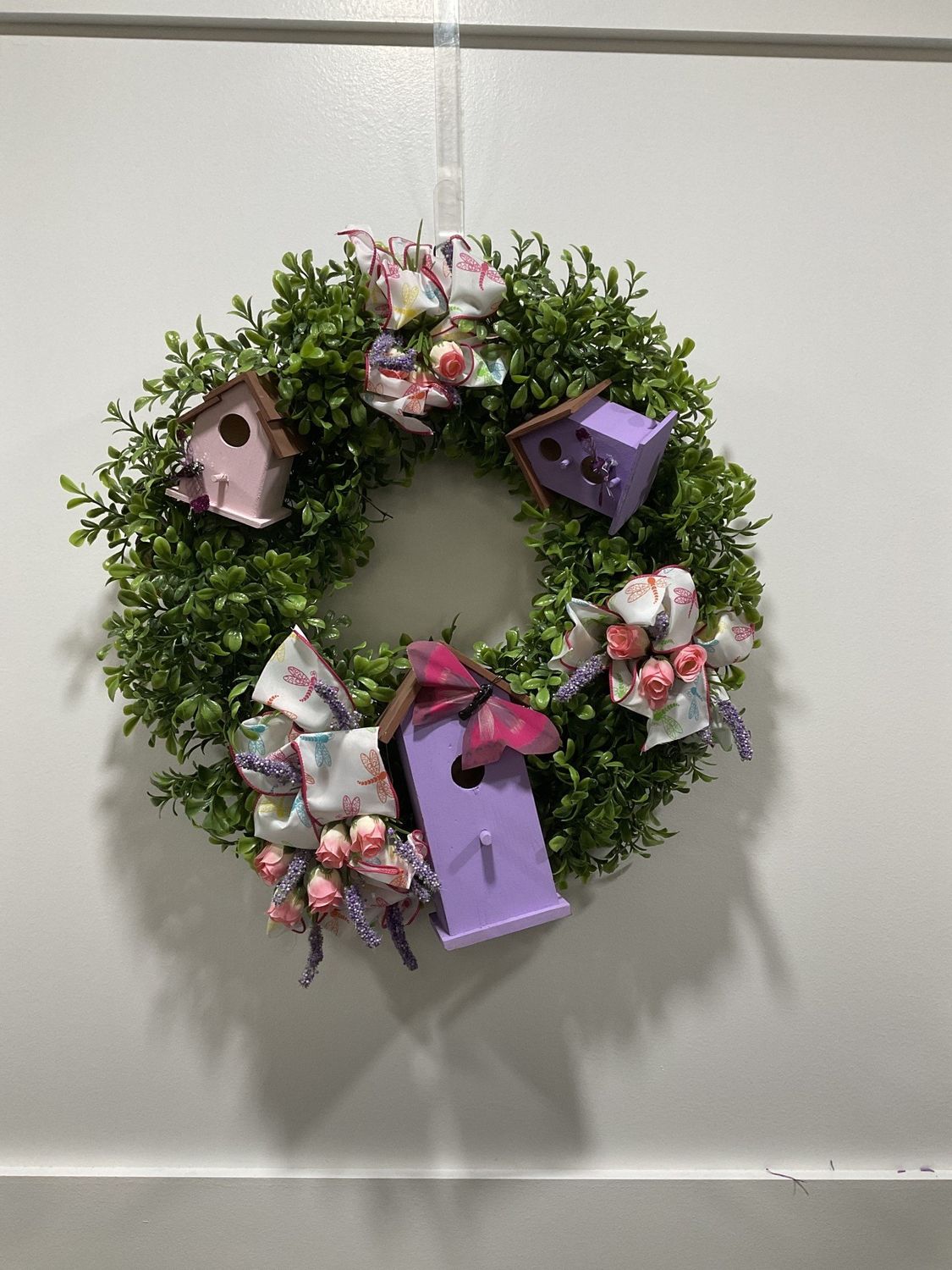 Wreath Boxwood 22 in-Birdhouses and Roses w/Dragonfly Ribbon