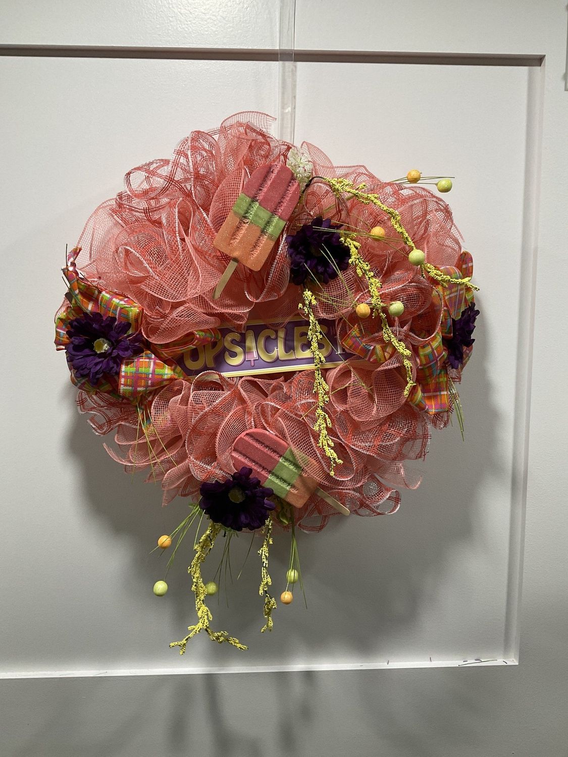 Wreath Mesh 22 in-Peach &quot;Popsicles&quot; w/Popsicles and Purple Flowers