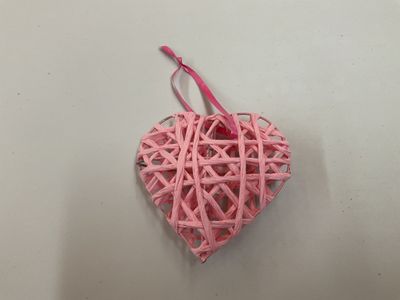 W-MNFT Heart Orn.