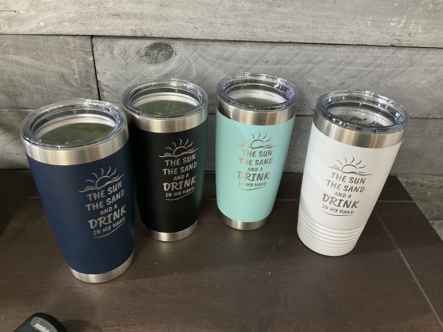 Insulated Mug 20 oz The Sand Drink in My Hand